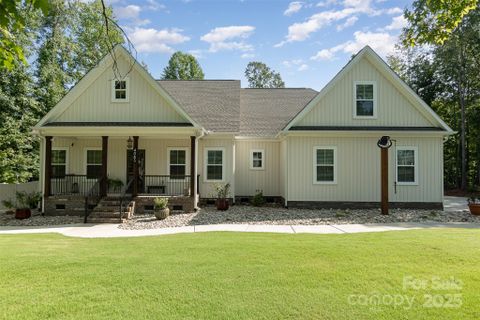 4085 Brandy Creek Court sold home in Sanders Landing, Clover, SC