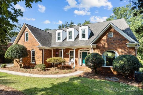 10633 Oak Pond Circle
