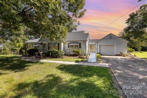 1214 Glenwood Avenue sold home in Oakland, Salisbury, NC
