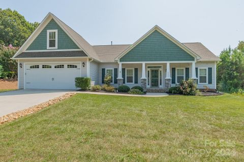 111 Bayhill Road sold home in Ashland Place, Salisbury, NC