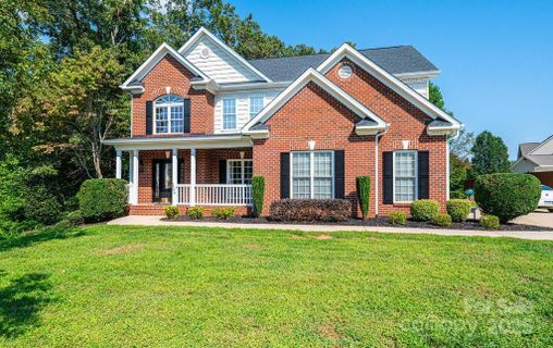 2594 Knoll Ridge Court sold home in Old River Falls, Hickory, NC