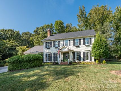 10320 Thomas Payne Circle sold home in Williamsburg Raintree, Charlotte, NC