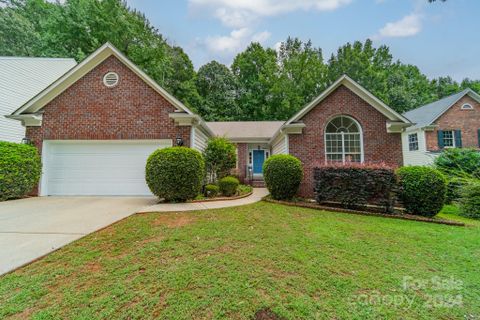 2945 Redfield Drive
