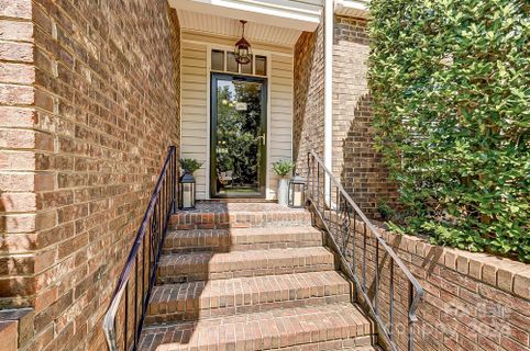 7328 Quail Meadow Lane