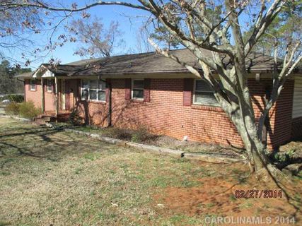 7300 Vineleaf Lane