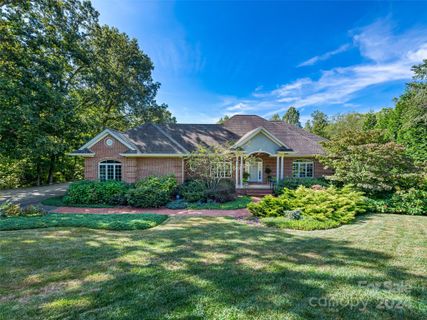 242 S Plains Drive sold home in Keswick Hills, Asheville, NC