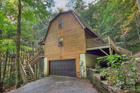 579 Apple Creek Road sold home in Apple Creek Acres, Waynesville, NC