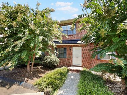 1527 South Point Road sold home in Pointe Wylie, Belmont, NC
