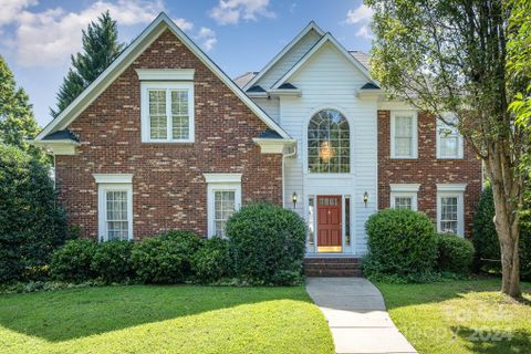 17101 Windy Oaks Court sold home in Stratford Forest, Cornelius, NC