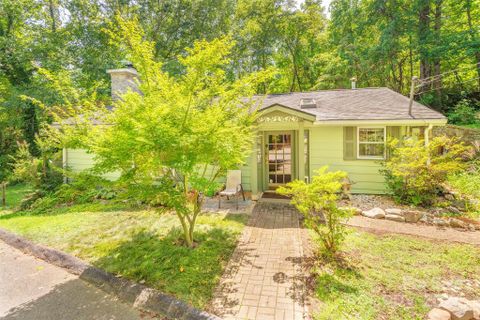 12 Rollingwood Road sold home in Chunns Cove, Asheville, NC