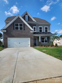307 Hamptons Cove Road