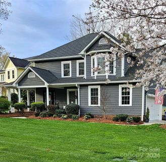 1553 Orange Hill Court