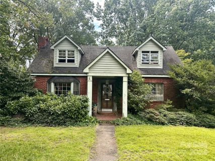 1800 Mecklenburg Avenue sold home in Chatham Estates, Charlotte, NC
