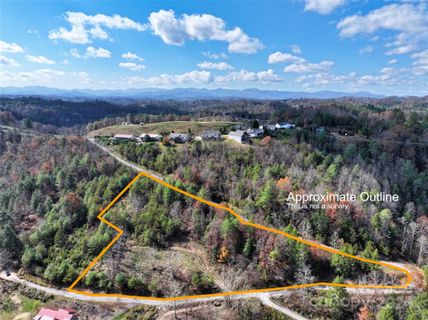 00 Waters Edge Lane 26, 27, 28 sold home in Bend Of Ivy, Marshall, NC