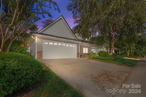 43 Beekeeper Trail sold home in Bee Tree Village, Swannanoa, NC