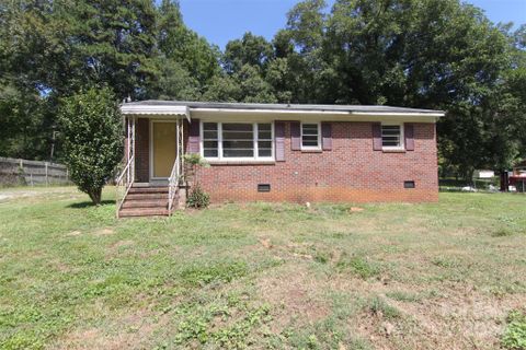 660 Dallas Spencer Mtn Road sold home in Cedarwood Acres, Dallas, NC