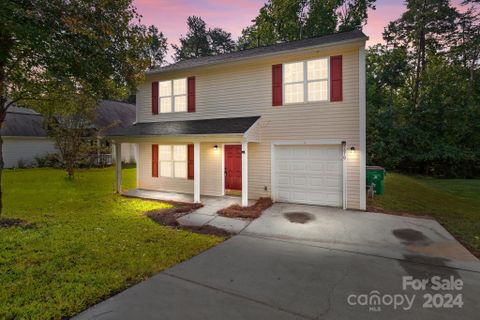 6610 Nevin Glen Drive sold home in Nevin Glen, Charlotte, NC