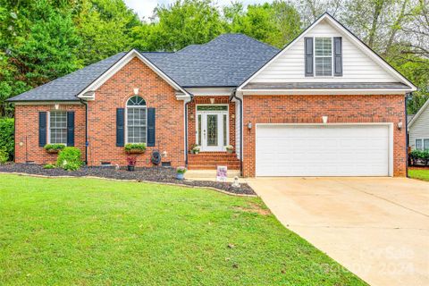1456 The Crossing None sold home in The Crossing, Rock Hill, SC