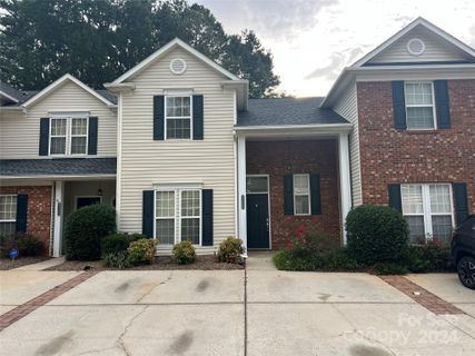 Previously sold for $230,000