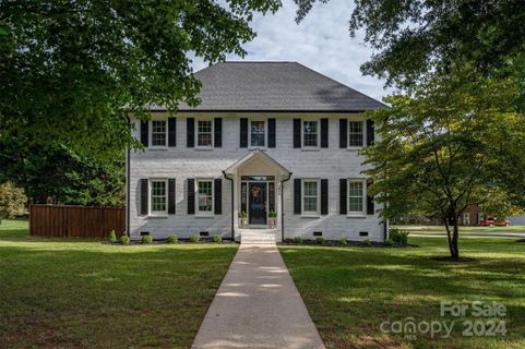 2895 Colony Woods Drive sold home in Colony Woods, Gastonia, NC