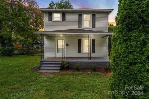 101 Adrian Street sold home in Adrian Park, Mount Holly, NC