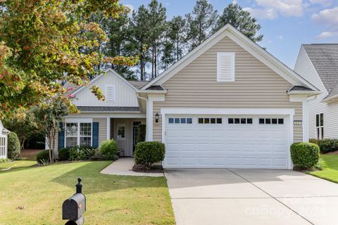 5015 Folly Lane