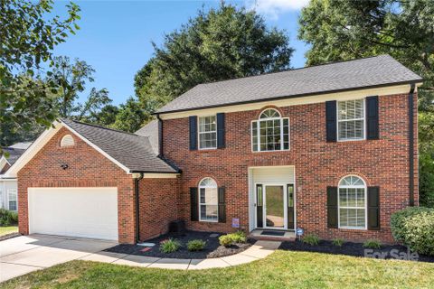 6623 Mcilwaine Road sold home in Barkley, Huntersville, NC