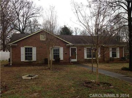 6500 Woodfield Drive