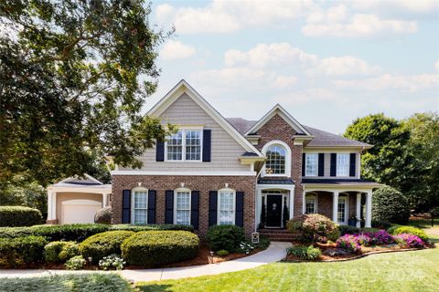 5930 Moray Court sold home in Kings Crossing, Concord, NC