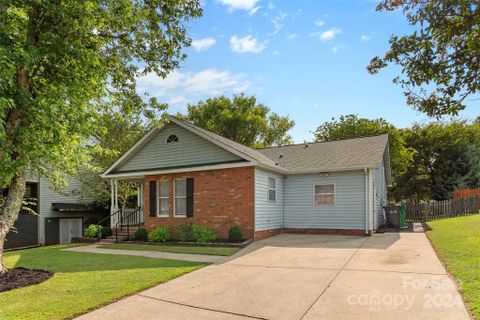 11425 Leadenhall Lane