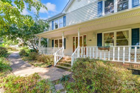 640 Deerfield Drive