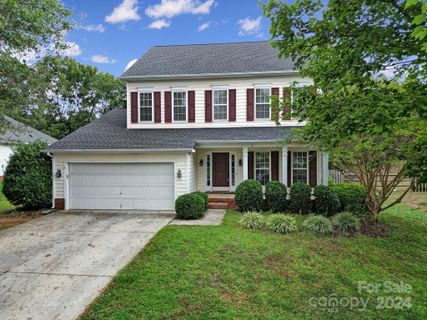 3909 Waters Reach Lane