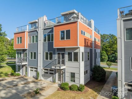 1518 Peridoe Point Lane