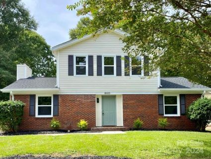 8500 Barncliff Road sold home in Fairfield Park, Charlotte, NC