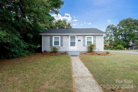 1251 Eisenhower Road sold home in College Park, Rock Hill, SC
