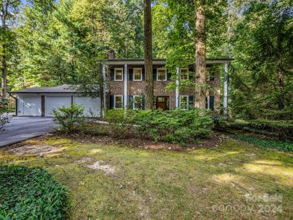 21 Peachtree Lane sold home in Long John Mt Estates, Hendersonville, NC