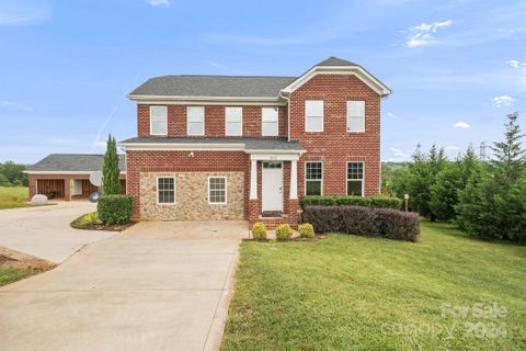 2038 Whiteners Farm Road sold home in Whitener Ridge, Lincolnton, NC