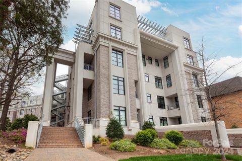1333 Queens Road C2