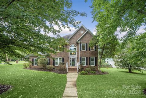 4401 Charlestowne Manor Drive