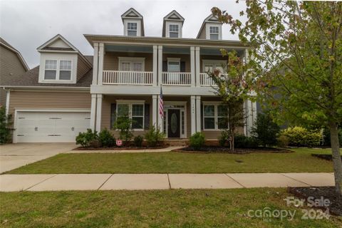1004 Hampton Grove Road