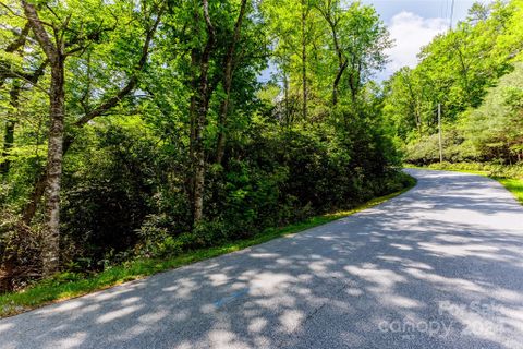 210 Wildberry Court sold home in Whisper Lake, Sapphire, NC