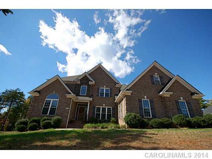 121 Orchard Farm Lane