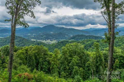 Lot 12 Signature Row Boulevard