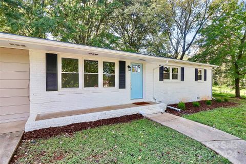 163 E Edison Drive sold home in Iredell Heights, Statesville, NC