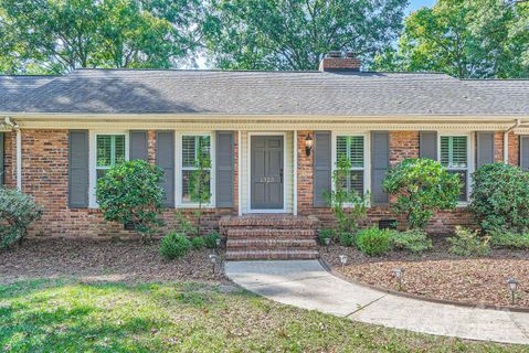 1325 Redcoat Drive