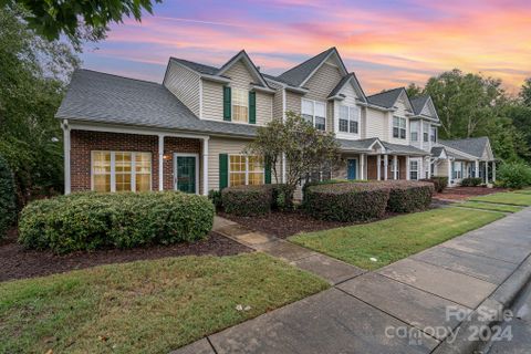 1038 Eagles Nest Lane sold home in Hanover, Indian Land, SC