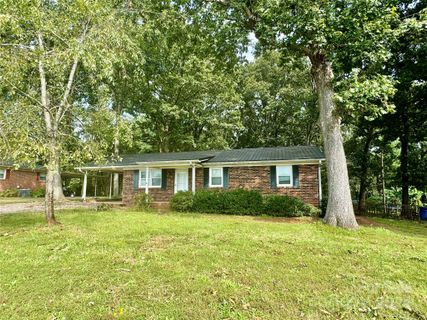 207 Jane Sowers Road sold home in Sherwood Forest, Statesville, NC