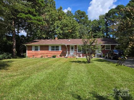 1200 Westbrook Circle sold home in Wesley Park, Gastonia, NC