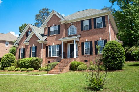 929 Ashford Way