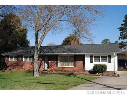 2009 Redbud Drive